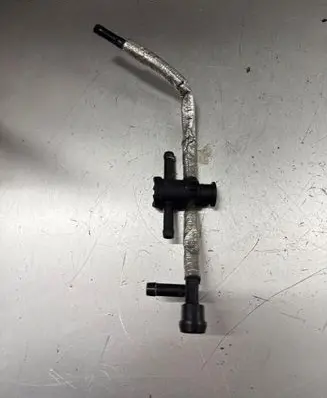 Audi A5 Sportback 8TA Engine coolant pipe/hose 059121671B