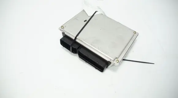 Audi A4 S4 B5 8D Engine control unit/module ECU 8D0906018AA