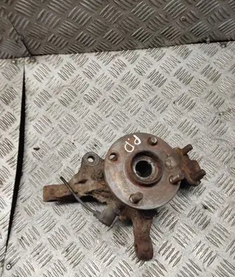 Toyota Corolla E120 E130 Front wheel hub