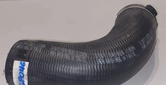 Volvo XC90 Intercooler hose/pipe 31370094
