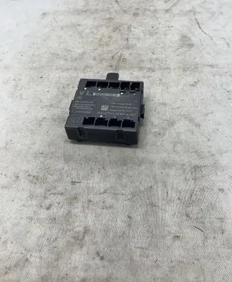 Mercedes-Benz GLE W167 Door control unit/module A1669000318 A1669012103