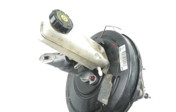 Renault Megane III Brake booster 472100005R