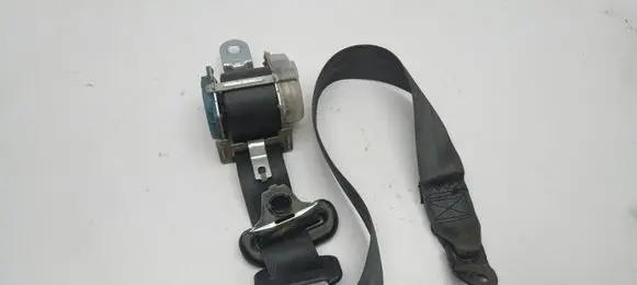 Hyundai i30 Rear seatbelt 898102L000