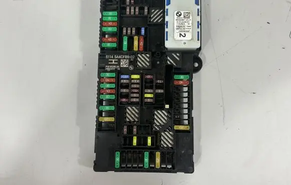 BMW i4 Fuse box set 5A4CFB9