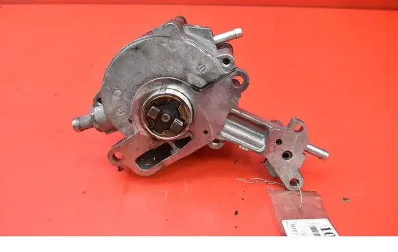 Volkswagen PASSAT B5.5 Vacuum pump 038145209C