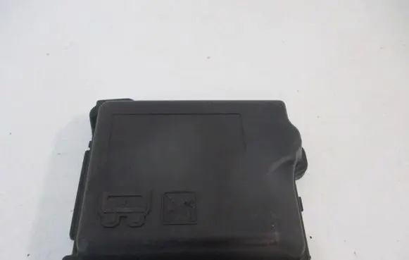 Citroen C3 Fuse box cover 9671924480