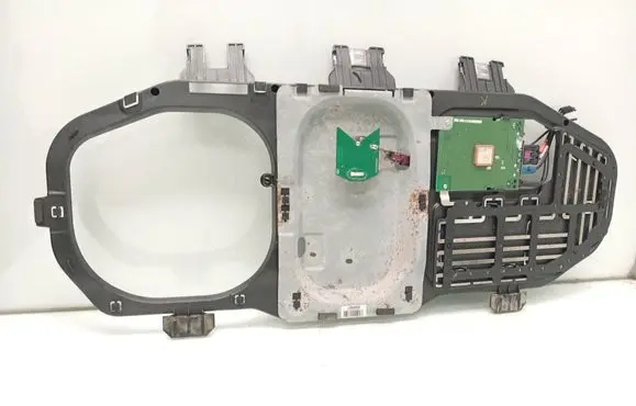 Mercedes-Benz ML W164 Aerial antenna amplifier A1648202575