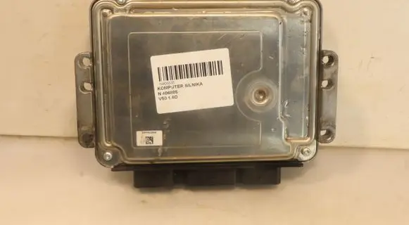 Volvo V50 Engine control unit/module ECU 0281011775