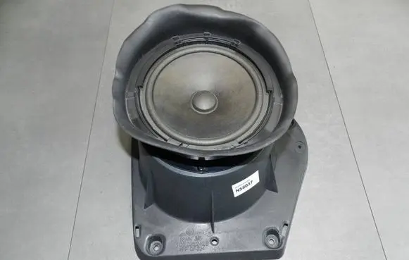 Volkswagen Eos Front door speaker 902275487909 1Q0035454A 11041110053A
