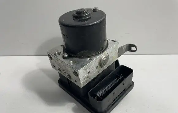 BMW 3 E90 E91 ABS Pump 6787837