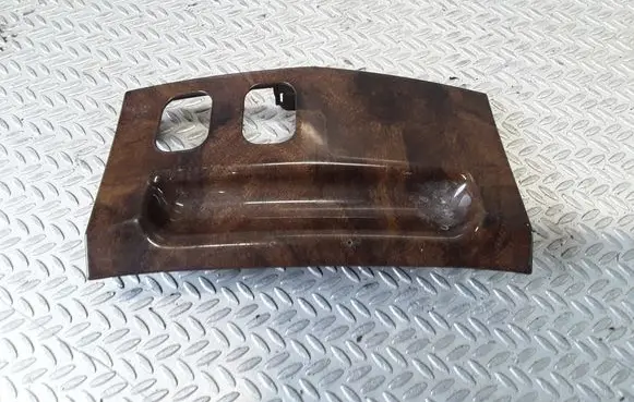Other center console (tunnel) element