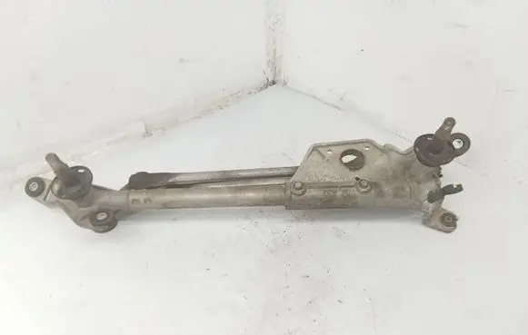Honda FR-V Front wiper linkage 