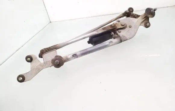 Nissan Primera Front wiper linkage and motor 28810AU310