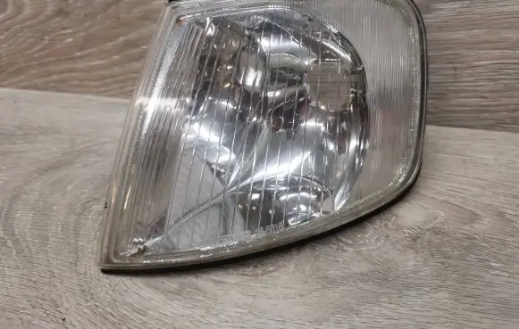 Audi A3 S3 8L Front indicator light 8946981 SSW3S1 5WK9S71