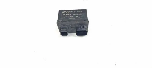 Fiat 500X Glow plug pre-heat relay 0281003065 55250747 20151016