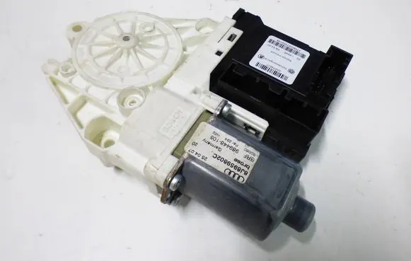 Audi TT TTS Mk2 Front door manual window regulator 8J8959802C 989448105
