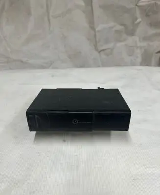 Mercedes-Benz S W220 CD/DVD changer A0028206289