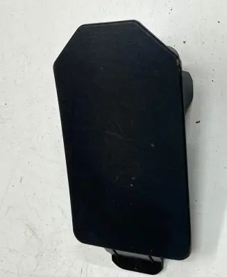 Porsche Cayenne (9Y0 9Y3) Front passenger seat rail trim 4M0971981