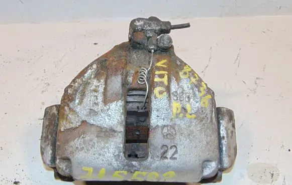 Mercedes-Benz Vito Viano W638 Front brake caliper A9014204201 A0004210406