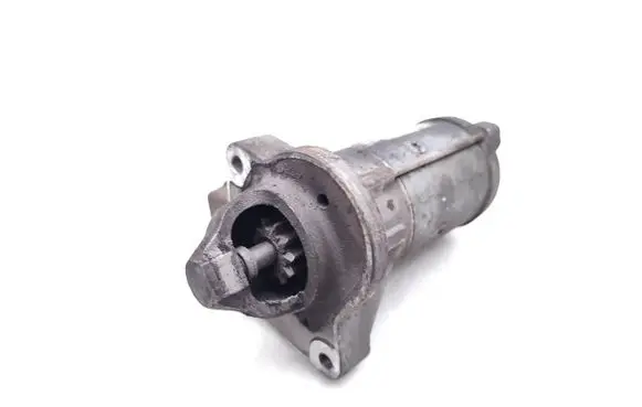 Ford Focus Starter motor AV6N-11000-GD
