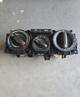 Volkswagen Transporter - Caravelle T5 Climate control unit 7H0820045AM9B9 9090K38