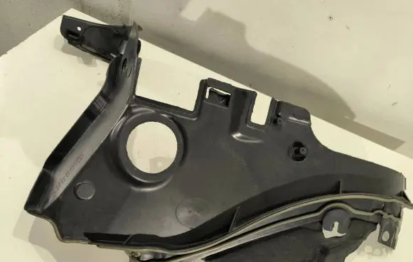Mercedes-Benz ML W166 Other engine bay part A1666200178