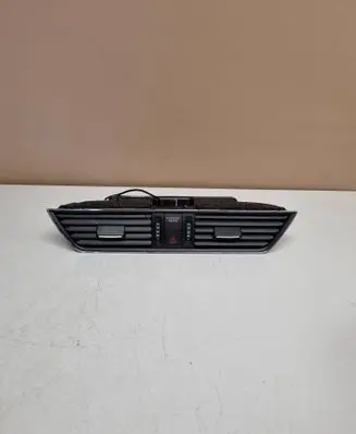 Skoda Superb B8 (3V) Dash center air vent grill 3V0820951D 11351