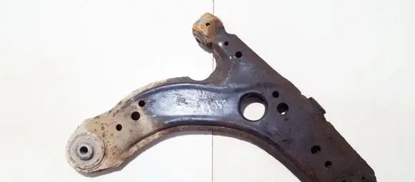Volkswagen Golf IV Front lower control arm/wishbone