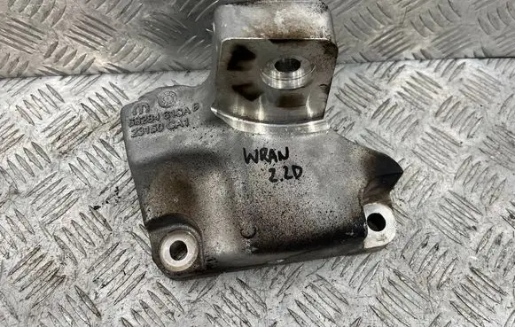 Jeep Wrangler Engine mounting bracket 68284616AB 68284616A