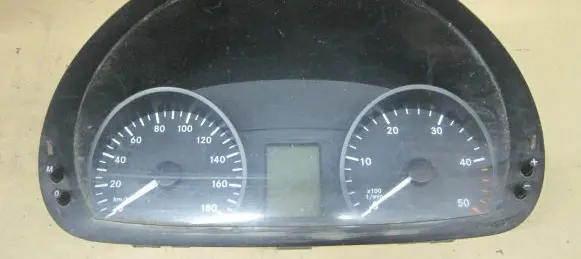 Mercedes-Benz Sprinter W906 Speedometer (instrument cluster) A9064468221