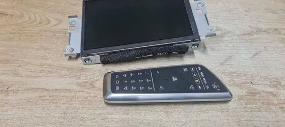 Screen/display/small screen