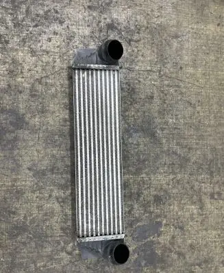 BMW 5 F10 F11 Intercooler radiator 1751780562906