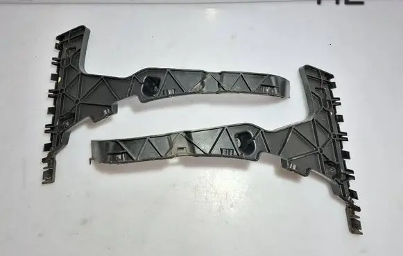 Audi Q5 SQ5 8R Rear bumper mounting bracket 8R0807453 8R0807454