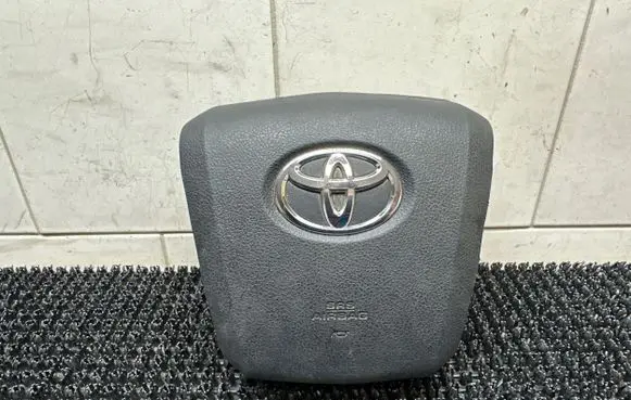 Toyota Prius (XW50) Steering wheel airbag cover BUM1319PYMAD