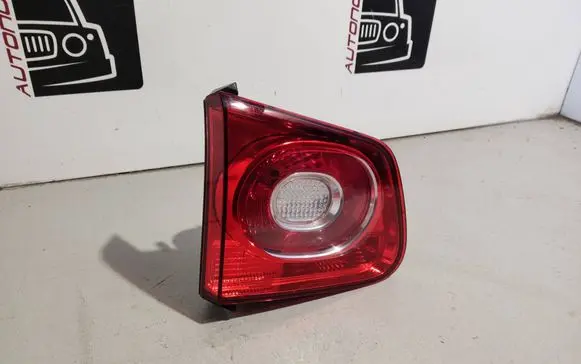 Volkswagen Tiguan Tailgate rear/tail lights 5N0945093B 009692010079