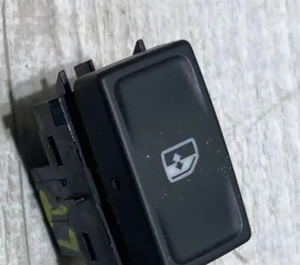 Skoda Octavia Mk3 (5E) Electric window control switch 5E0959855A