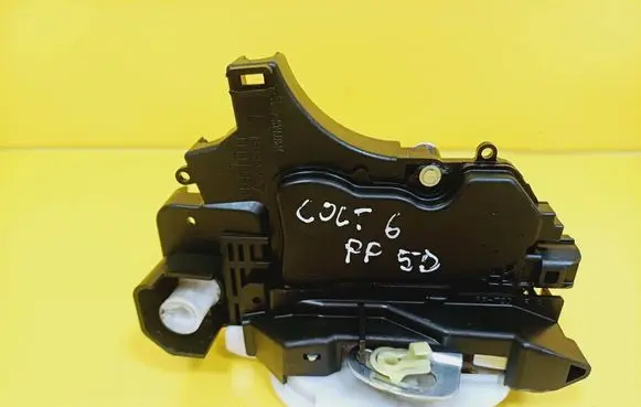 Mitsubishi Colt Front door lock