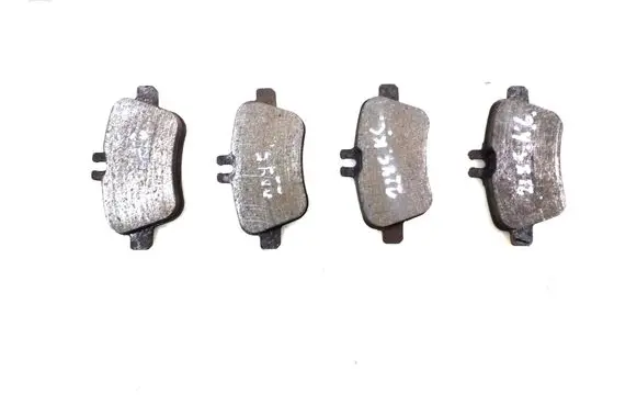 Mercedes-Benz B W246 W242 Brake pads (rear) A0074209420