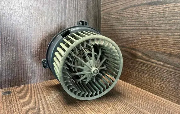 Heater fan/blower