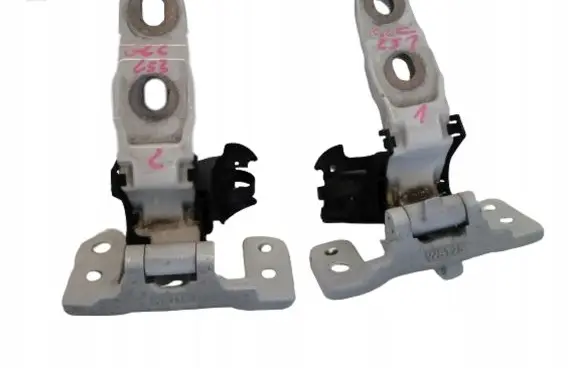Mercedes-Benz C W205 Tailgate/trunk/boot hinge A2057401300 A2057401400