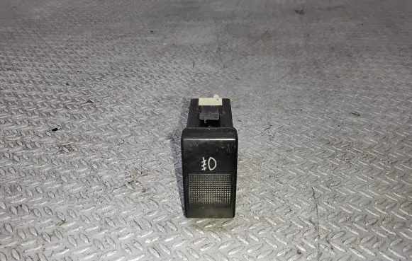 Fog light switch