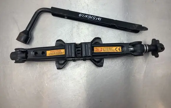 Opel Insignia A Lift Jack 
