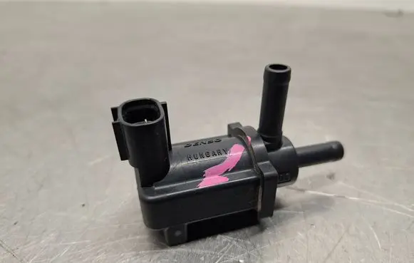 Toyota Yaris Turbo solenoid valve 90910WC001 HU1362003090