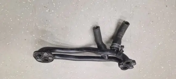 Audi Q7 4M Breather/breather pipe/hose 06E121083Q