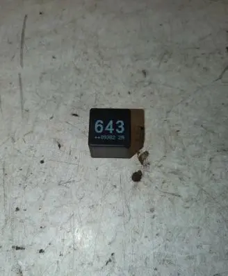 Audi A6 S6 C6 4F Other relay 8K0951253