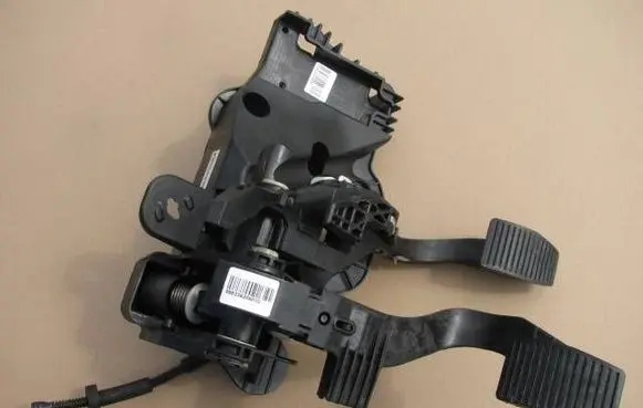 Fiat Tipo Pedal assembly 005209646100T 520964610