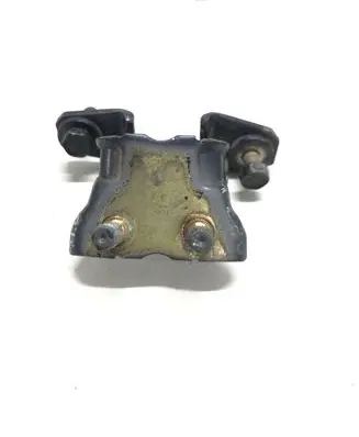 Mitsubishi Grandis Rear door upper hinge