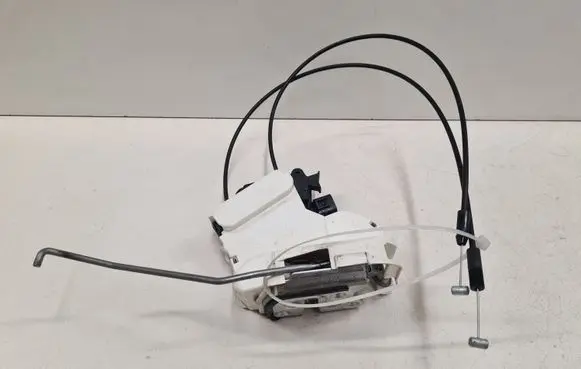 Peugeot iOn Rear door lock