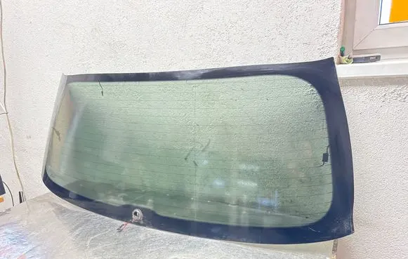 Audi Q7 4M Rear windscreen/windshield window E000260 4M0845501 43R000134