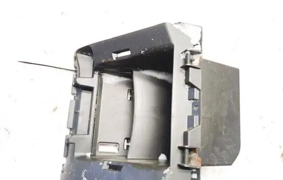 Nissan Cube Z12 Glove box p10812b17000